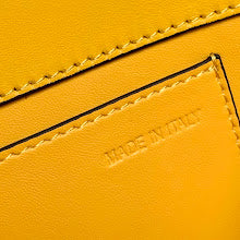Premium Leather Crossbody Bag - Elegant Women's Designer Handbag - NM2748