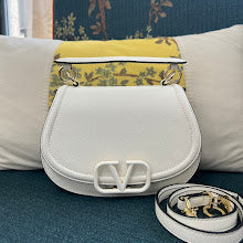 Premium Women's Shoulder Bag - Designer Luxury Fashion Accessory - NM2835