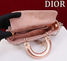 Premium Signature Crossbody - Chic Women's Luxury Designer Bag - NM7424