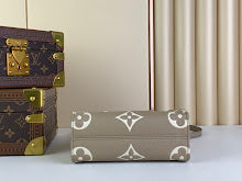 Luxury Designer Shoulder Bag for Women - Premium Fashion Handbag - NM4429