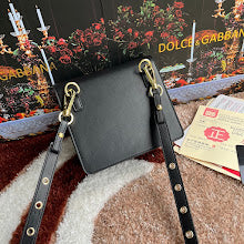 Luxury Signature Top Handle Bag - Elegant Women's Designer Handbag - NM7126