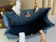 Premium Women's Tote Bag - Luxury Designer Fashion Handbag - NM4449