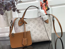 Premium Monogram Tote Bag - Elegant Luxury Women's Designer Handbag - NM4246
