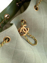 New Luxury Signature Top Handle Bag - Elegant Women's Designer Handbag - NM5977