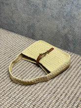 Chic Women's Designer Tote - Luxury Premium Handbag Style - NM3142