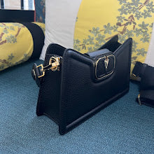 Designer Iconic Shoulder Bag - Luxury Women's Premium Fashion - NM3015