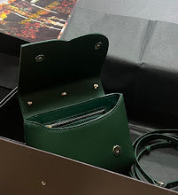 Premium Heritage Tote Bag - Elegant Women's Luxury Designer Style - NM7089
