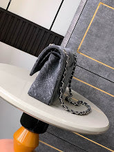 New Premium Women's Tote Bag - Luxury Designer Fashion Handbag - NM6161