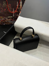Premium Women's Crossbody Bag - Luxury Designer Fashion Accessory - NM6848