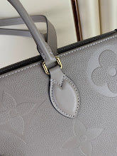 Chic Designer Satchel Bag - Luxury Women's Top Handle Handbag - NM4163