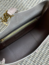 Designer Iconic Shoulder Bag - Luxury Women's Premium Fashion - NM3404