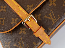 Premium Signature Crossbody - Chic Women's Luxury Designer Bag - NM4324