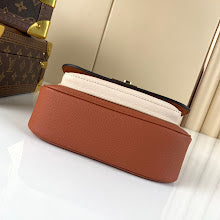 Luxury Designer Shoulder Bag for Women - Premium Fashion Handbag - NM5071