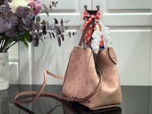 Luxury Designer Crossbody Bag for Women - Premium Fashion Handbag - NM4244
