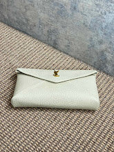 Luxury Designer Crossbody Bag for Women - Premium Fashion Handbag - NM3740