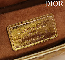 Luxury Designer Crossbody Bag for Women - Premium Fashion Handbag - NM7409