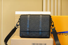 Designer Heritage Top Handle Bag - Premium Luxury Women's Fashion - NM5206