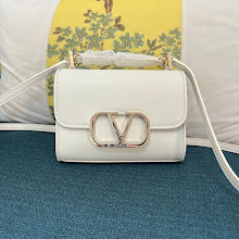 Chic Women's Shoulder Handbag - Luxury Premium Designer Style - NM2782