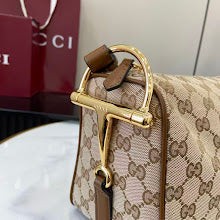 Premium Leather Crossbody Bag - Elegant Women's Designer Handbag - NM3968
