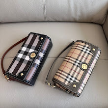 Premium Women's Crossbody Bag - Luxury Designer Fashion Accessory - NM5611