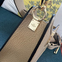 Premium Leather Crossbody Bag - Elegant Women's Designer Handbag - NM3018