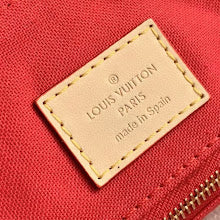 Luxury Monogram Shoulder Bag - Women's Elegant Designer Fashion - NM4848