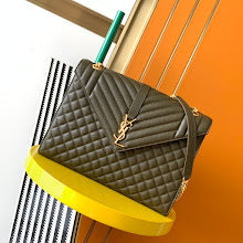 Luxury Monogram Shoulder Bag - Women's Elegant Designer Fashion - NM3242
