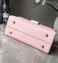 Chic Women's Shoulder Handbag - Luxury Premium Designer Style - NM4402