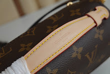 Luxury Designer Tote Bag for Women - Premium Iconic Monogram Handbag - NM4690