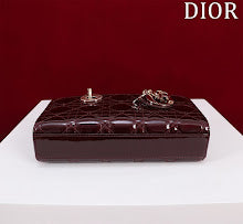 Premium Leather Crossbody Bag - Elegant Women's Designer Handbag - NM7294