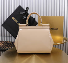 Designer Iconic Tote Handbag - Premium Luxury Women's Fashion - NM6953