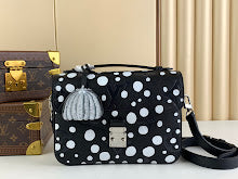 Designer Iconic Shoulder Bag - Luxury Women's Premium Fashion - NM4625