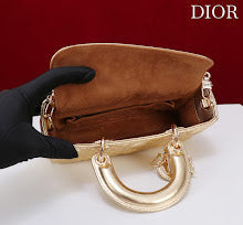 Premium Structured Satchel - Chic Women's Luxury Designer Handbag - NM7371