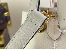 Designer Monogram Crossbody - Luxury Women's Premium Fashion Bag - NM4551