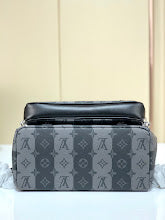 Designer Heritage Crossbody Bag - Premium Luxury Women's Fashion - NM4825