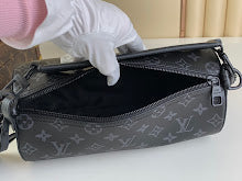 Premium Signature Shoulder Bag - Chic Women's Luxury Designer - NM4471