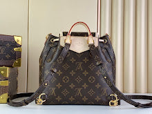 Premium Women's Crossbody Bag - Luxury Designer Fashion Accessory - NM4438
