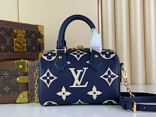 Luxury Structured Shoulder Bag - Women's Premium Designer Fashion - NM4445