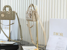 Luxury Monogram Top Handle Bag - Women's Elegant Designer Fashion - NM7373