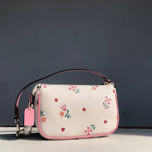 New Premium Signature Crossbody - Chic Women's Luxury Designer Bag - NM6483