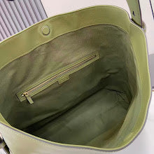 Premium Women's Crossbody Bag - Luxury Designer Fashion Accessory - NM3856
