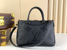Luxury Iconic Crossbody Bag - Women's Elegant Designer Fashion - NM4573