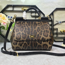 Luxury Signature Top Handle Bag - Elegant Women's Designer Handbag - NM7052