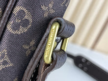Chic Designer Tote Handbag - Luxury Premium Women's Fashion Bag - NM5026