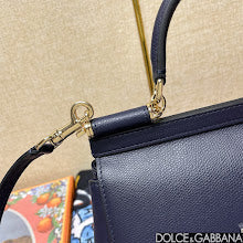 Premium Women's Shoulder Bag - Designer Luxury Fashion Accessory - NM6998