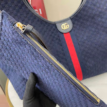Designer Heritage Top Handle Bag - Premium Luxury Women's Fashion - NM3941
