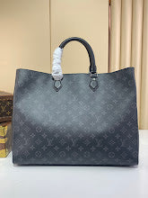 Designer Heritage Crossbody Bag - Premium Luxury Women's Fashion - NM4407