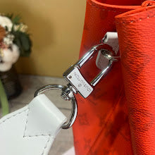 Premium Signature Crossbody - Chic Women's Luxury Designer Bag - NM4761