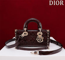 Premium Leather Crossbody Bag - Elegant Women's Designer Handbag - NM7294