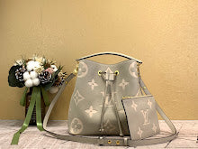 Premium Leather Crossbody Bag - Elegant Women's Designer Handbag - NM4125